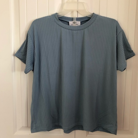 Venus Rule Ribbed knit flare pants & crop tee top. - Picture 4 of 9